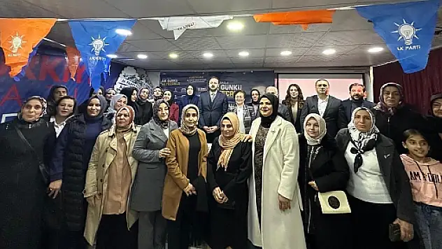 AK Parti Kurtalan İlçe Kadın Kolları 7. Kongresi Yapıldı