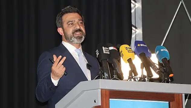 AK Parti Siirt Belediye Başkan Adayı Av. Ekrem Olgaç Projelerini Tanıttı