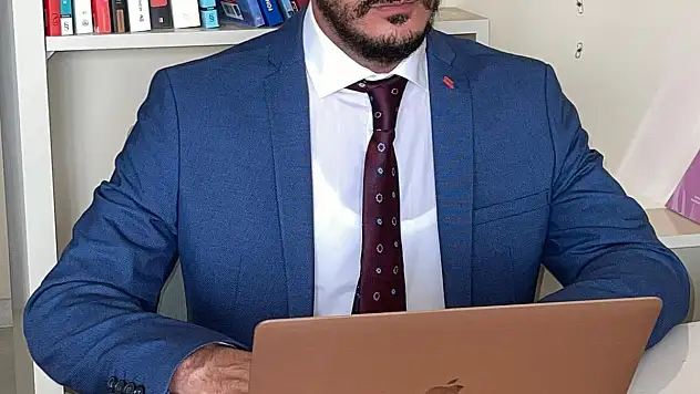 Ameliyat Parasını Bulamazsa Sonsuza Kadar Göremeyecek