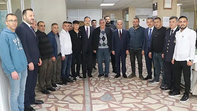 Bakan Yardımcısı Aktaş'tan Şehit Jandarma Er Süleyman Sungur'un Babasına Ziyaret
