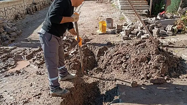 Baykan İlçemizde Su İsale Hattında Yaşanan Arıza Giderildi