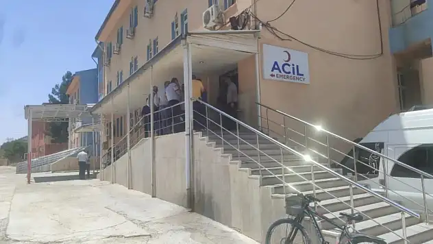 Baykan'da Otomobil Çarpan Çocuk Yaralandı