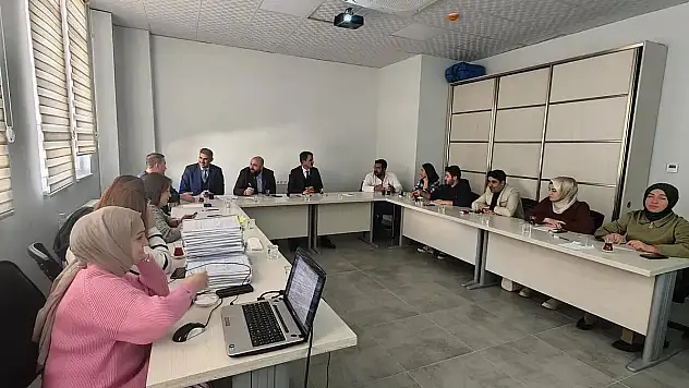 Bebek Ölümleri İl Ön İnceleme Kurulu Sağlık Müdürü Dr.Erol Emre Ömür'ün Başkanlığında Toplandı