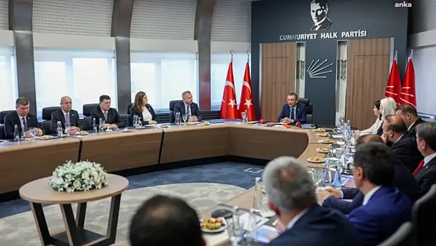 CHP'li 5 Belediye Başkanına Daha Görevden Uzaklaştırma Kararı