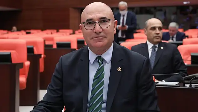 'Çift Maaşa Son Verecek Kanun Teklifi Mecliste!