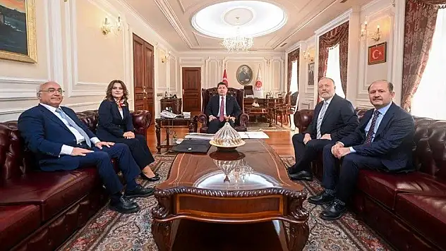 DEM Parti Heyeti Adalet Bakanı Tunç'la Görüştü