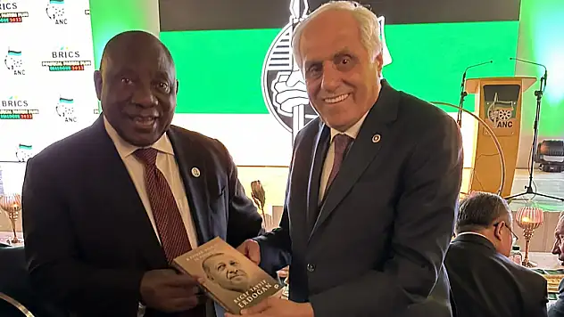 Demirkıran Temaslarını Tamamladı ve Güney Afrikalı Siyasetçiyi Ülkemize Davet Etti