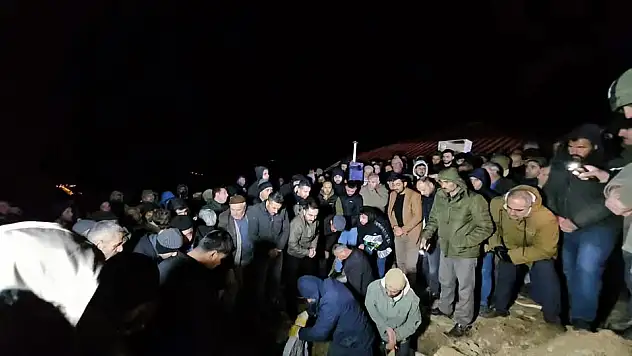 Durmaz Ağa Dualarla Son Yolculuğuna Uğurlandı