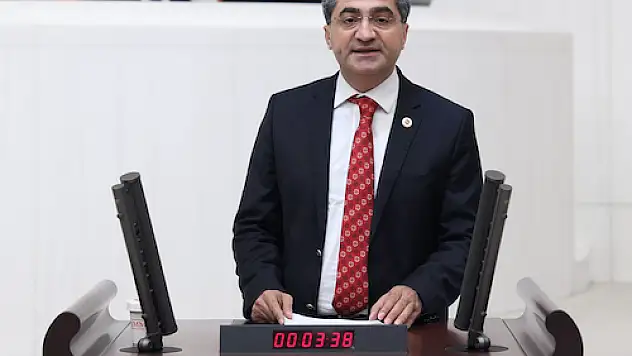 Ekmen: İsrail, Utanç İçerisinde Tarihin Önünde Mahkûm Olmuştur!