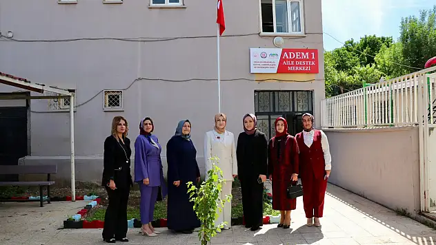 Eruh ADEM'e Anlamlı Ziyaret: Nurten Kızılkaya Kadınlarla Buluştu