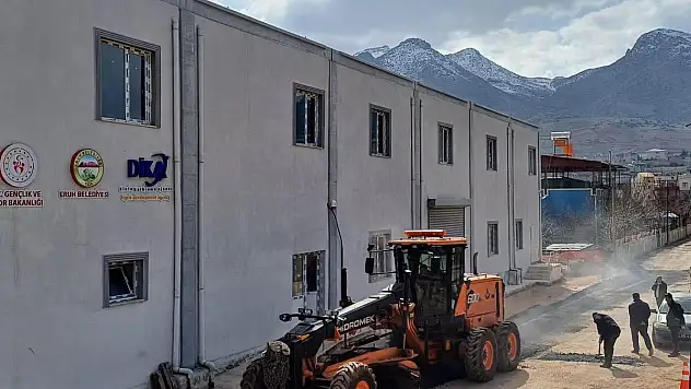 Eruh'ta İstihdama Katkı Sunacak Tekstil Atölyesi İçin Yol Altyapısı Güçlendirildi!