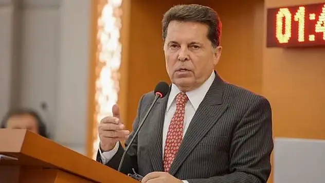 Esenyurt Belediye Başkanı Ahmet Özer'e Tahliye Kararı: Ancak Cezaevinden Çıkamayacak