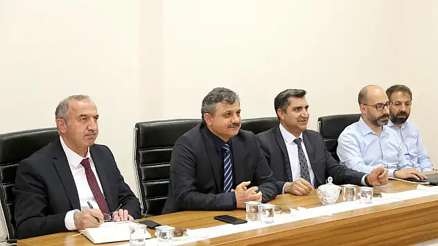 Fakültelere Brifing Ziyaretleri Devam Ediyor