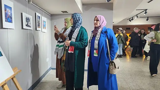 'Filistin Halkı Direniyor' Sergisi Açıldı