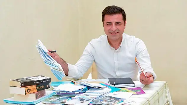HDP'nin Eski Eş Genel Başkanı Selahattin Demirtaş'tan Amedspor'a Tebrik Mesajı