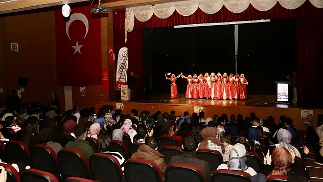 Hem Bedeni Hem Ruhu Tedavi Ediyorlar!