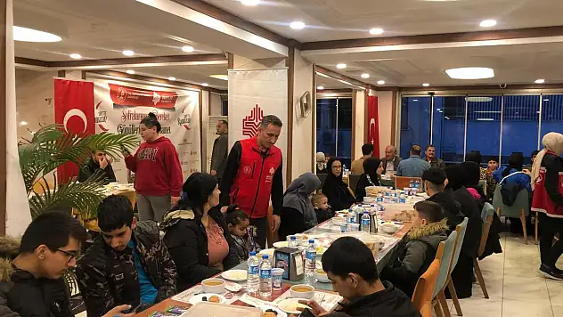 Hüseyin Ağa Vakfı İftarları Devam Ediyor