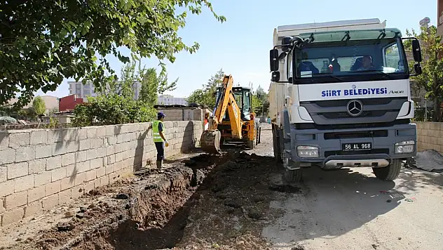 İÇME SUYU HATLARI YENİLENİYOR