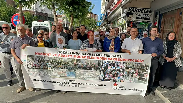 İHD Siirt Şubesi'nden Gözaltına Kayıplara Karşı Mücadele Haftası Basın Açıklaması