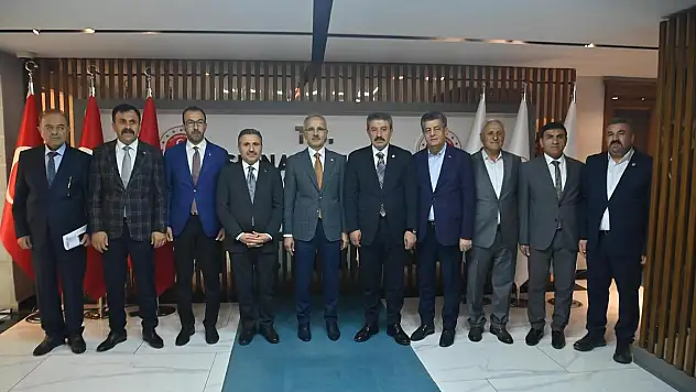 KALKINMA YOLU'NUN TÜRKİYE'YE AÇILAN KAPISI ŞIRNAK