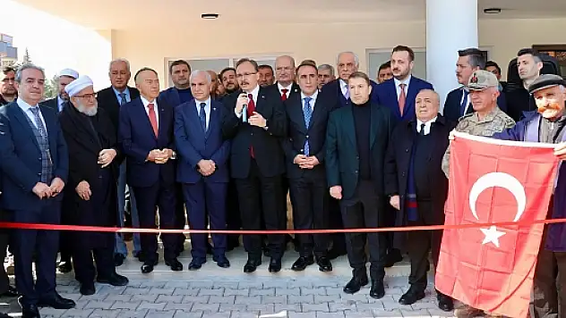 Kayabağlar Beldesi'nde Halk Ekmek Fırını ve Taziye Evi Açıldı