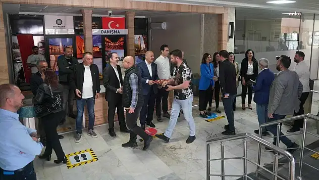 Kayyumsuz İlk Mesai!