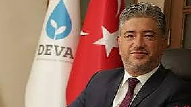 Kısacık: Türkiye'yi iki kutuplu siyasetten kurtaracak tek parti DEVA Partisi'dir!