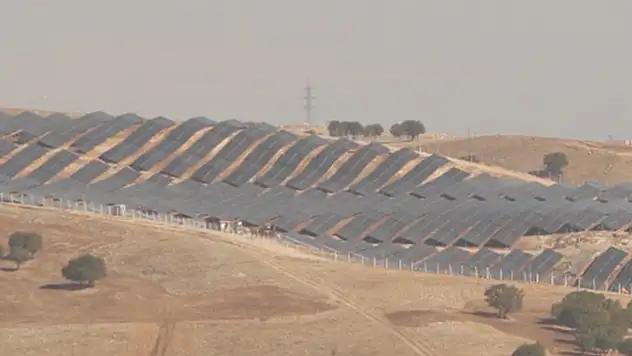 Kurtalan'da 20 Güneş Enerjisi Santrali İçin İşletme ve Bakım İhalesi