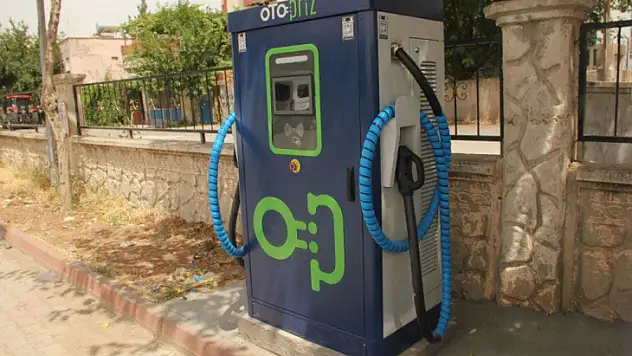 Kurtalan'da Elektrikli Araç Şarj İstasyonu Kuruldu