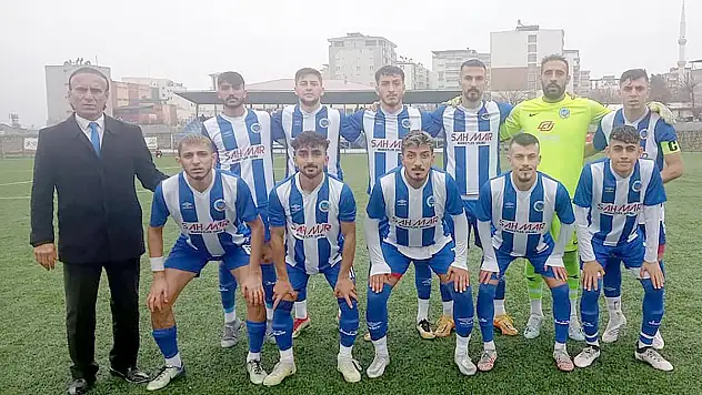 KURTALANSPOR, MAZIDAĞI FOSFATSPOR'LA 0-0 BERABERE KALDI