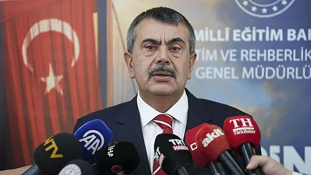 LGS'de Şaibe İddiaları: 29 Kişi Hakkında Soruşturma Başlatıldı – Bakan Tekin Açıklamalarda Bulundu
