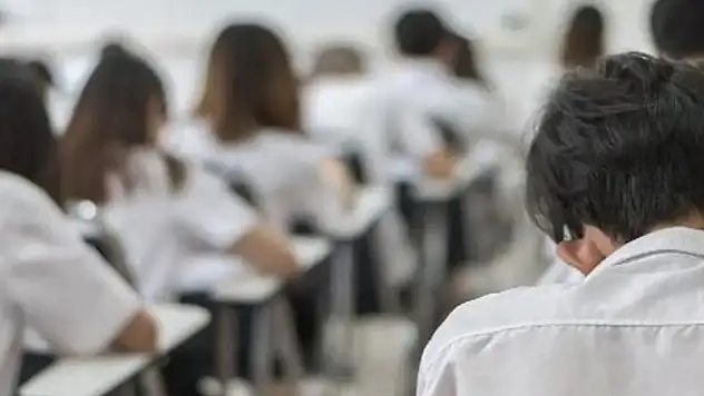 Lise Eğitimi 2 Yıla Düşecek mi? Bakan Tekin'den Net Açıklama
