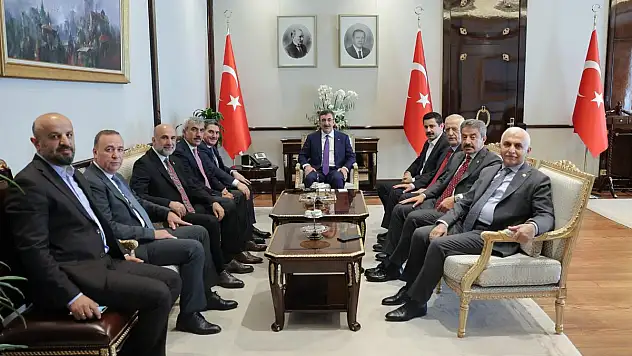 Mervan Gül'den Cumhurbaşkanı Yardımcısı Cevdet Yılmaz'a Hayırlı Olsun Ziyareti