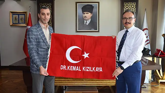 MHP İl Başkanı Tükenmez'den Vali Kızılkaya'ya Hayırlı Olsun Ziyareti
