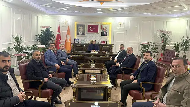 Rektör Şındak'tan Ak Parti Siirt İl Başkanı Özturan'a Hayırlı Olsun Ziyareti
