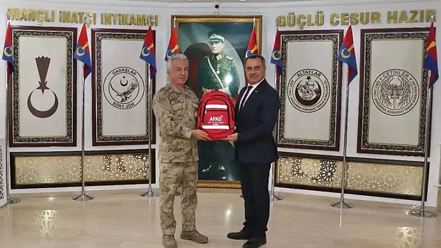 Siirt AFAD'dan İl Jandarma Komutanlığı'na Ziyaret