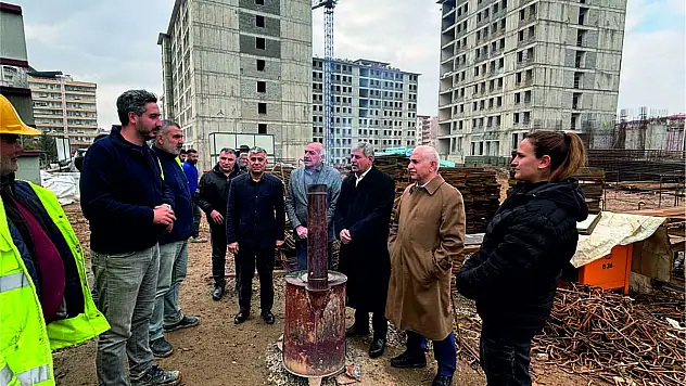 Siirt AK Parti Milletvekili Mervan Gül KYK Öğrenci Yurdu İnşaat Çalışmalarını İnceledi