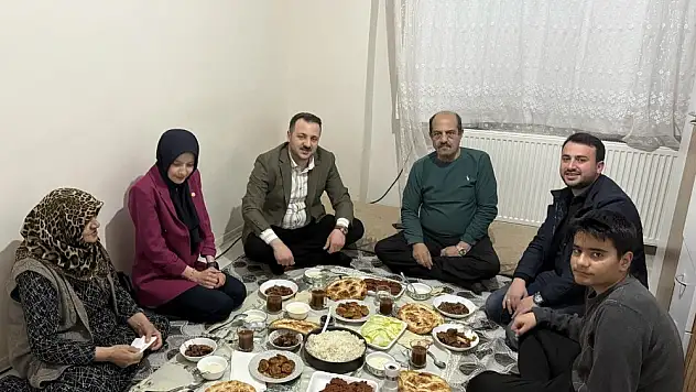 Siirt AK Parti Teşkilatı, Ramazan Bereketini Vatandaşlarla Paylaştı
