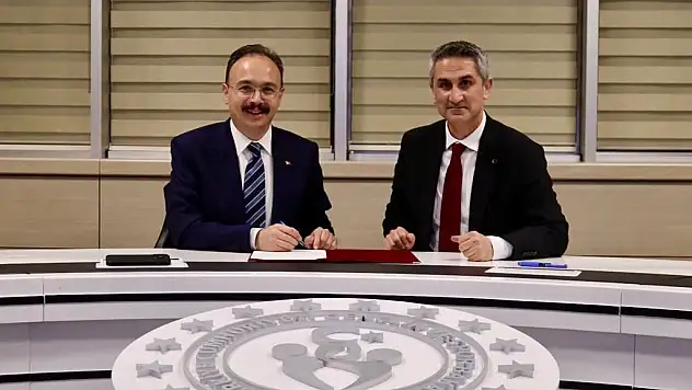 Siirt Atatürk Stadyumu İçin Ek İşbirliği Protokolü İmzalandı