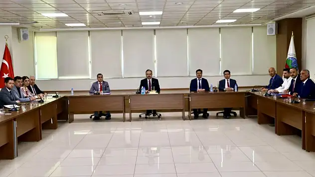 Siirt Belediyesi Haftalık Değerlendirme Toplantısı Yapıldı
