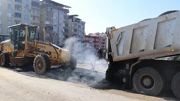 Siirt Belediyesi, Mahalle ve Caddelerde Asfalt ve Onarım Çalışması Başlattı