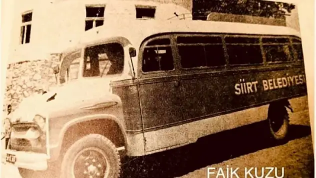 Siirt Belediyesi'nin 1966 Yılına Ait İlk Otobüsünün Nadir Fotoğrafları Ortaya Çıktı