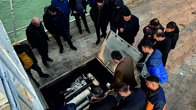 Siirt Belediyesi Ulaşım Hizmetleri Müdürlüğü'nden Tekne Sahipleri ve Balıkçılara Eğitim Semineri