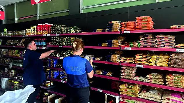 Siirt Belediyesi Zabıta Ekiplerinden Marketlere Sıkı Denetim