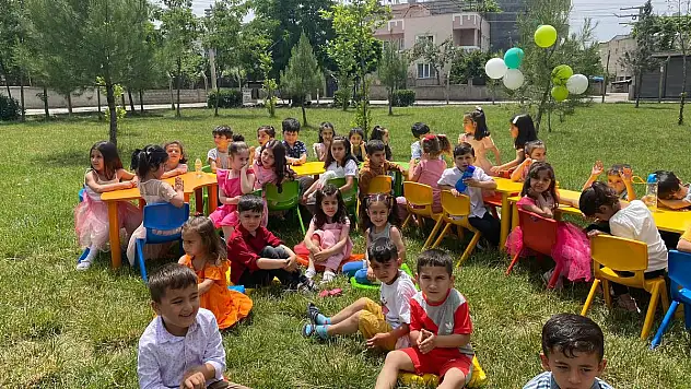 Siirt Belediyesine Ait Kreşte Miniklerin Yıl Sonu Heyecanı
