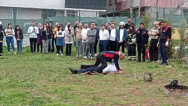 SİİRT ÇAĞRI MERKEZİNDE GERÇEĞİ ARATMAYAN TATBİKAT