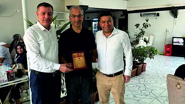 Siirt Cumhuriyet Başsavcılığı Emektar Katibi Mesut Çevik'e Yemekli Veda
