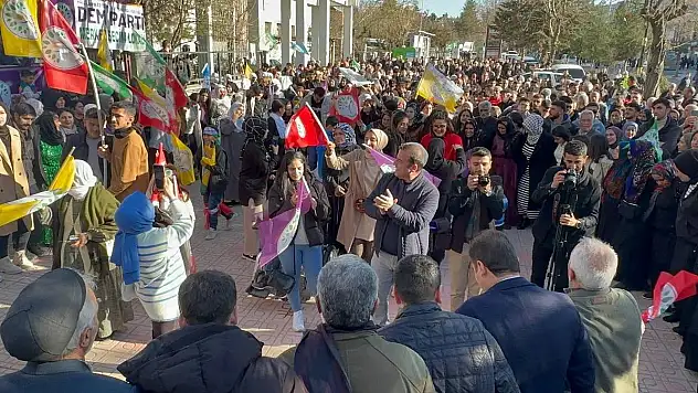 Siirt DEM Parti İlk Seçim Bürosunu Açtı!