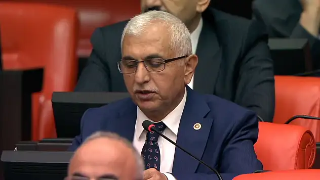 Siirt'e Yeni Yatırım: Kilitli Parke Taşı Üretim Tesisi Kuruluyor