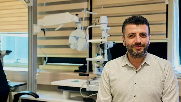 Siirt EAH Göz Hastalıkları Uzmanı Op. Dr. Akkoyun'dan Çocukların Göz Muayenesine İlişkin Çok Önemli Açıklamalar